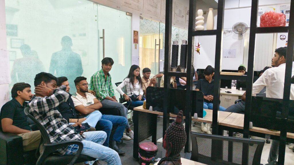 WhatsApp Image 2025-11-02 at 7.12.09 PM (2)